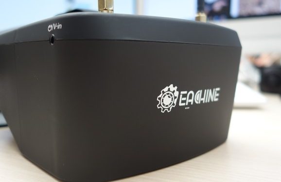 EV 800D, le casque de réalité virtuelle complet de Eachine